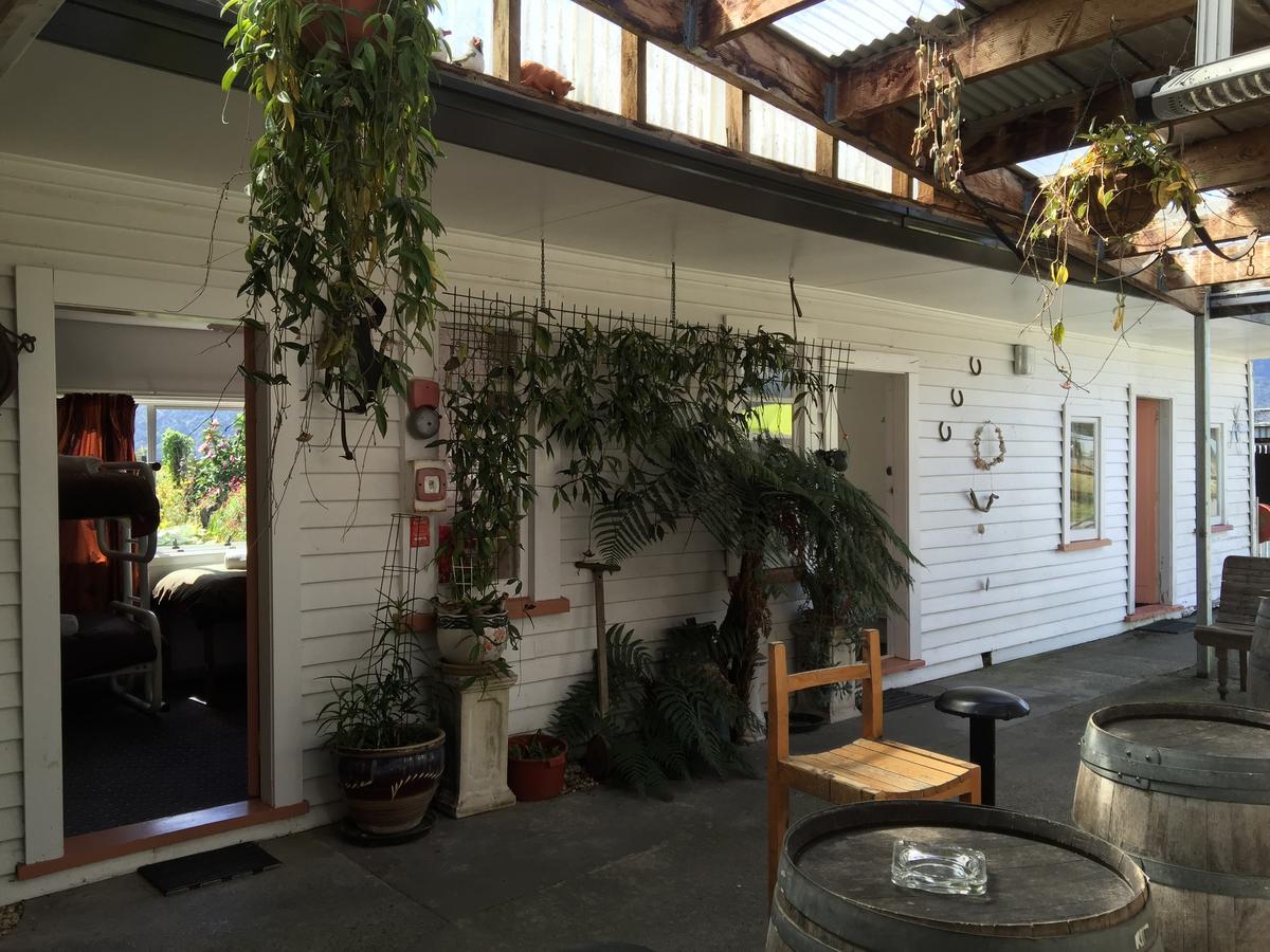 Kokatahi Valley Country Inn Lower Kokatahi 외부 사진